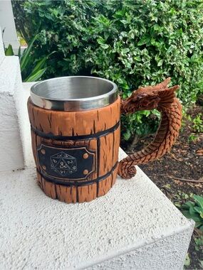 Dungeons & Dragons Dragon Tankard Mug D20 2021 Wizards Spencer Gifts D&D